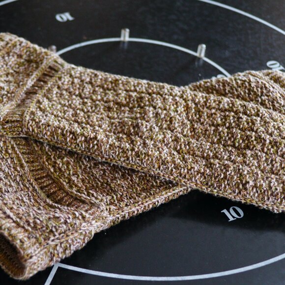 Beige Wool handmade socks NEW - Picture 4 of 4
